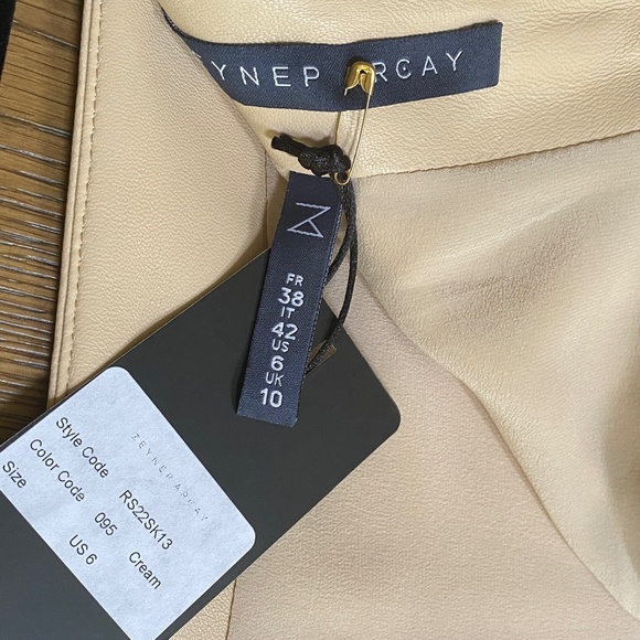 Zeynep Arcay Square Slit Leather Skirt in Cream US6 - Picture 8 of 10